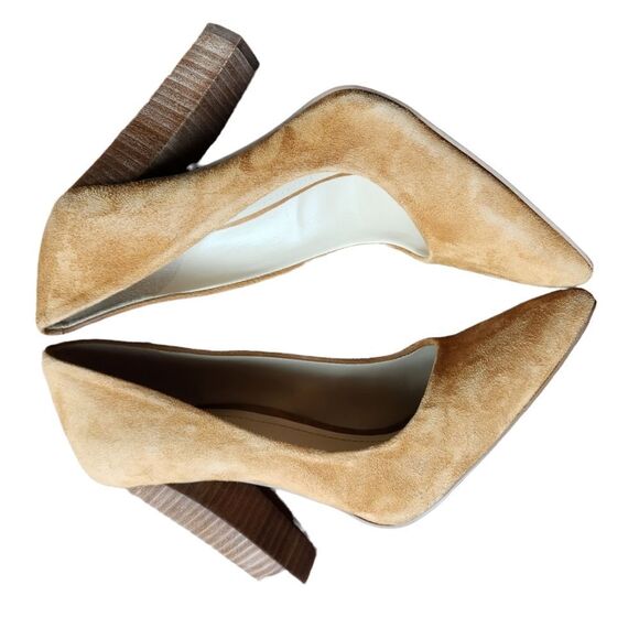 Elegant Tan Suede Pumps - Picture 6 of 11